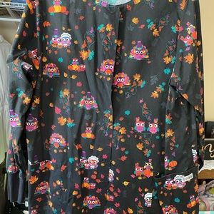 Turkeys/thanksgiving scrub jacket